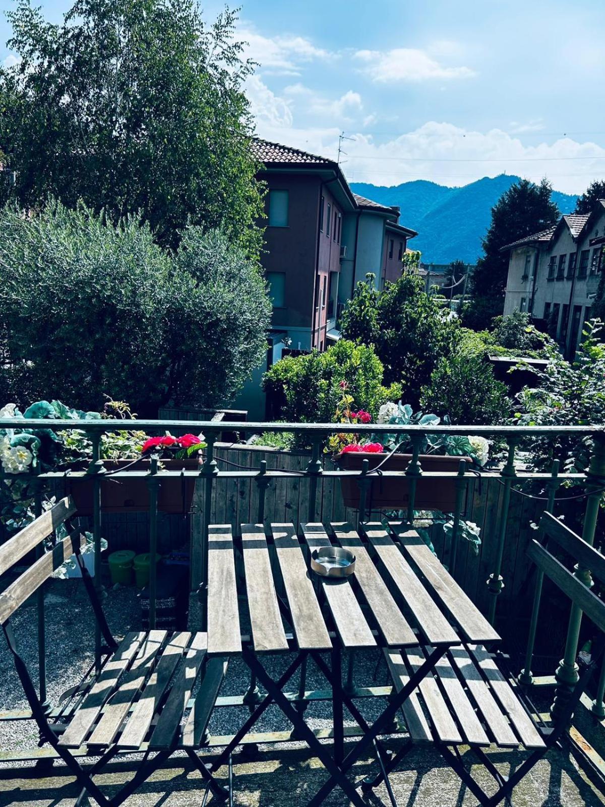 Casa Ortensia Blu Maslianico Екстериор снимка
